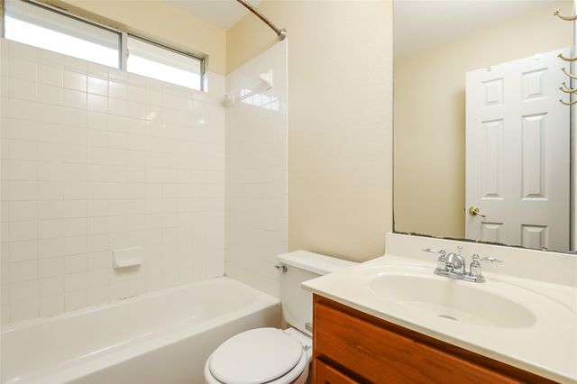 1561 Kenneys WAY, Round Rock, TX 78665