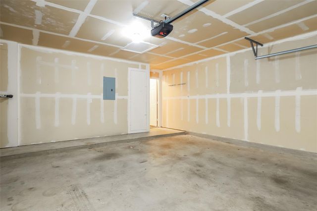 1561 Kenneys WAY, Round Rock, TX 78665