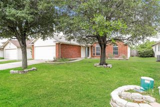 1561 Kenneys WAY, Round Rock, TX 78665
