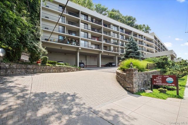 1116 Warburton Avenue 2J, Yonkers, NY 10701