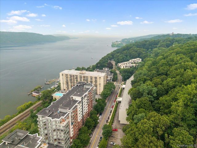 1116 Warburton Avenue 2J, Yonkers, NY 10701