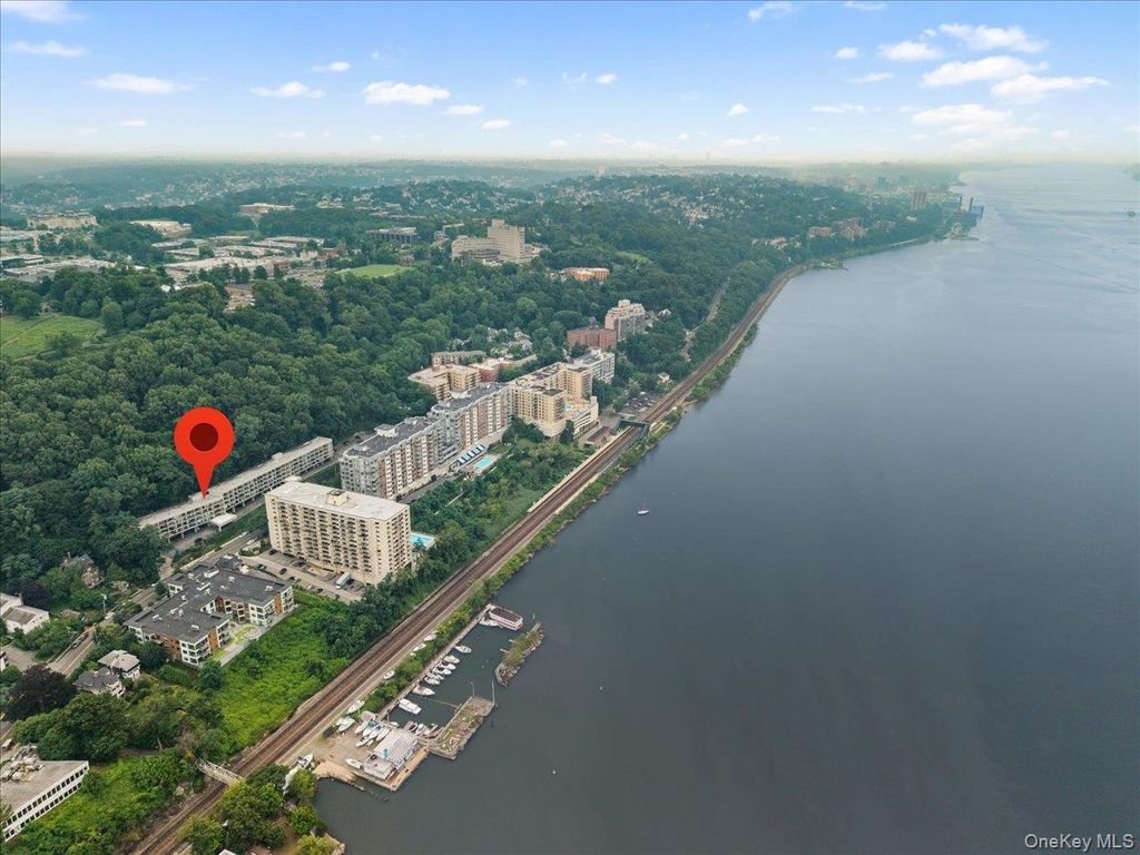 1116 Warburton Avenue 2J, Yonkers, NY 10701