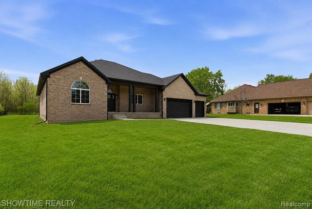 68125 Lake Angela Drive, Richmond, MI 48062