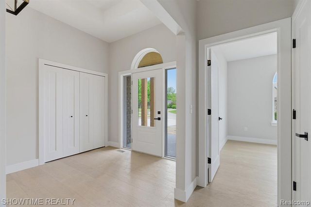 68125 Lake Angela Drive, Richmond, MI 48062