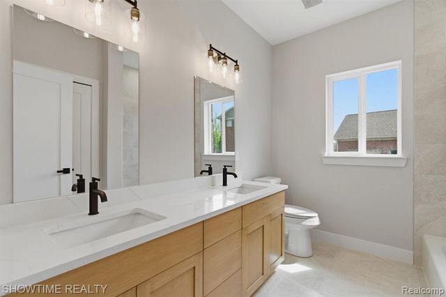 68125 Lake Angela Drive, Richmond, MI 48062