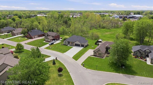 68125 Lake Angela Drive, Richmond, MI 48062