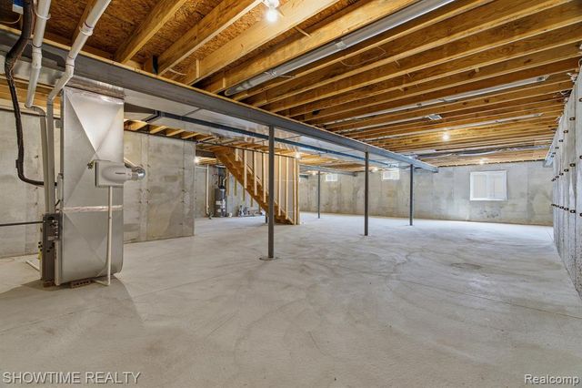 68125 Lake Angela Drive, Richmond, MI 48062