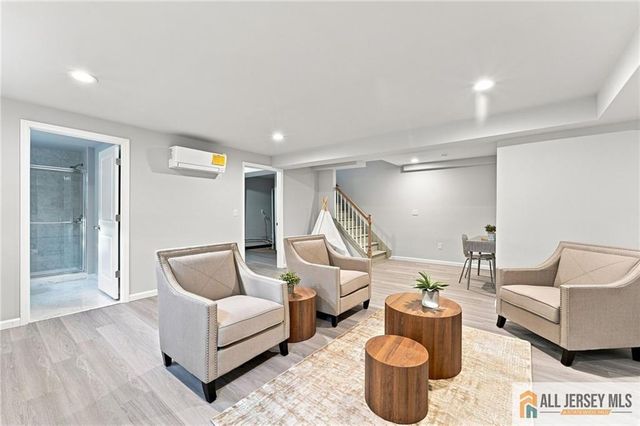 146 Hillside Avenue, Piscataway, NJ 08854