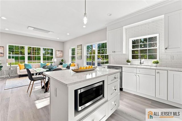 146 Hillside Avenue, Piscataway, NJ 08854
