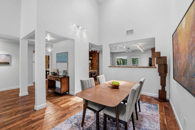 6409 Paintbrush HOLW, Austin, TX 78750