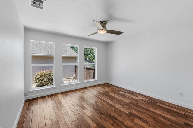 6409 Paintbrush HOLW, Austin, TX 78750