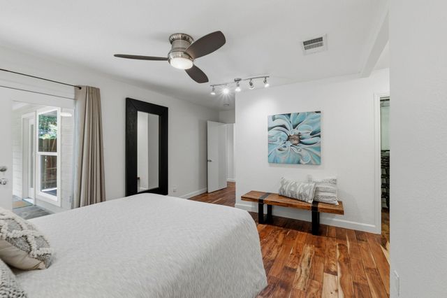 6409 Paintbrush HOLW, Austin, TX 78750