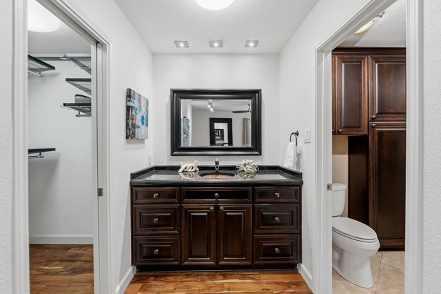 6409 Paintbrush HOLW, Austin, TX 78750