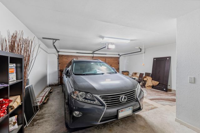 6409 Paintbrush HOLW, Austin, TX 78750
