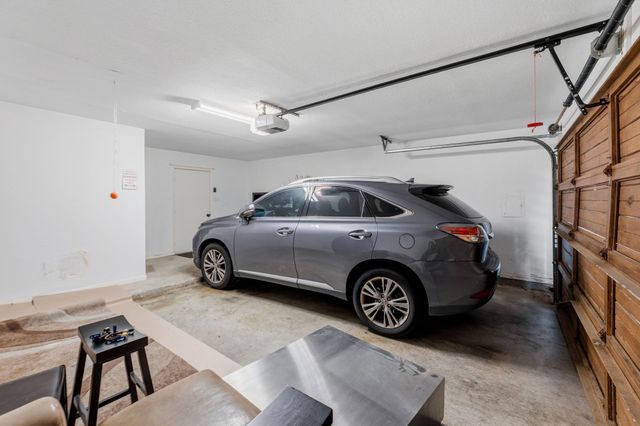 6409 Paintbrush HOLW, Austin, TX 78750
