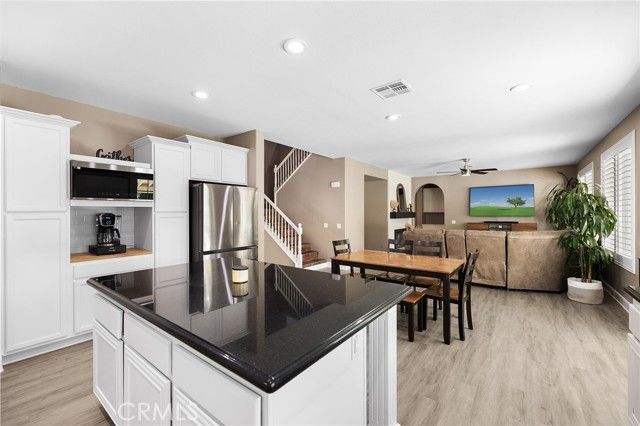 33713 Pebble Brook Circle, Temecula, CA 92592