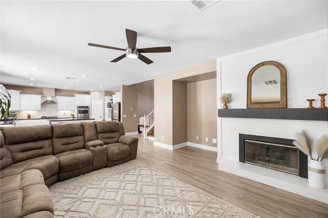 33713 Pebble Brook Circle, Temecula, CA 92592