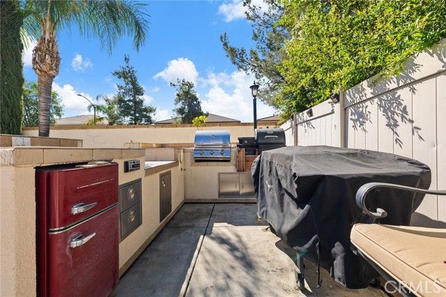 33713 Pebble Brook Circle, Temecula, CA 92592