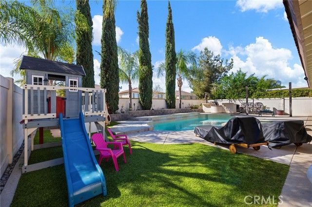 33713 Pebble Brook Circle, Temecula, CA 92592