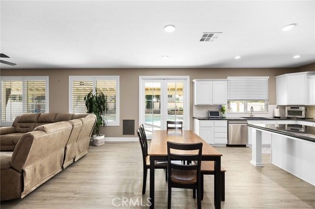 33713 Pebble Brook Circle, Temecula, CA 92592