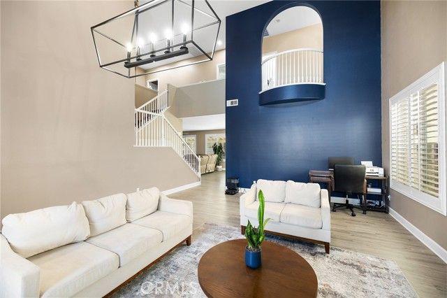 33713 Pebble Brook Circle, Temecula, CA 92592