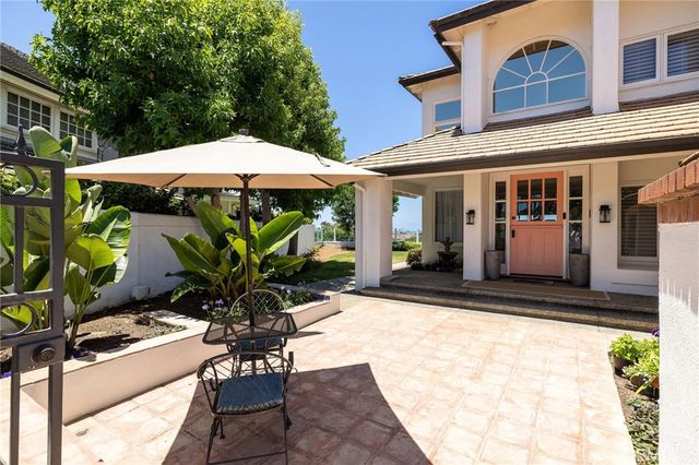 27 Los Monteros Drive, Dana Point, CA 92629
