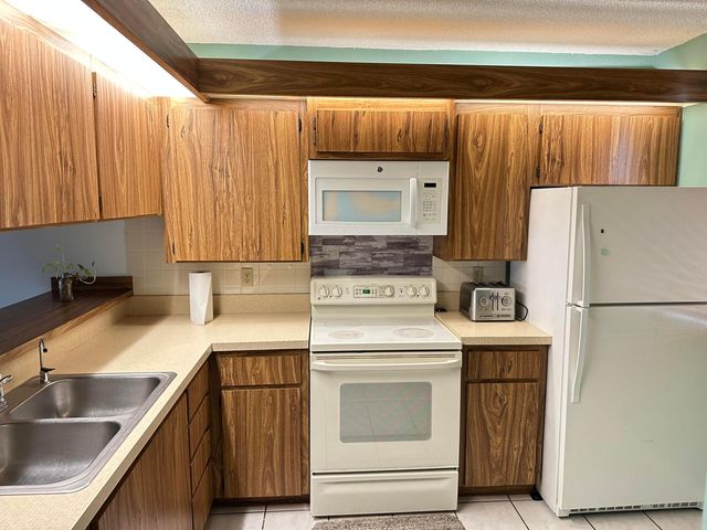 3511 Village Boulevard 205, West Palm Beach, FL 33409