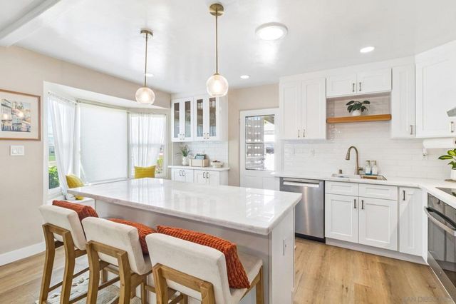 8653 Washington Ave, La Mesa, CA 91942