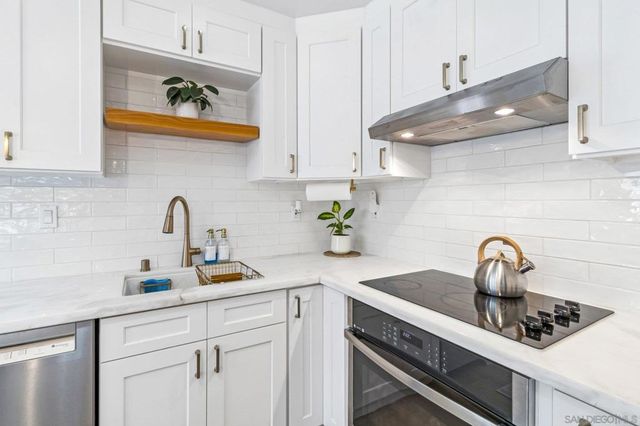 8653 Washington Ave, La Mesa, CA 91942