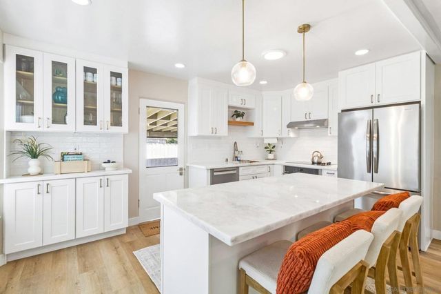 8653 Washington Ave, La Mesa, CA 91942