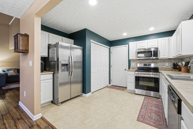 2172 Balais Court, Grove City, OH 43123