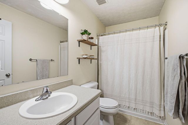 2172 Balais Court, Grove City, OH 43123