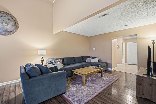 2172 Balais Court, Grove City, OH 43123