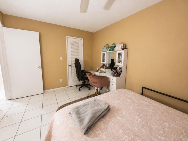 5203 NE 24th Terrace B108, Fort Lauderdale, FL 33308