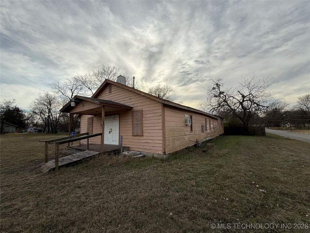 721 K NE, Ardmore, OK 73401