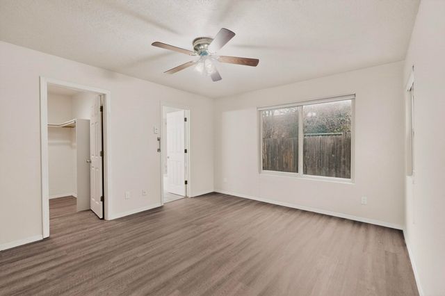 2822 Calle de Oriente, Santa Fe, NM 87507