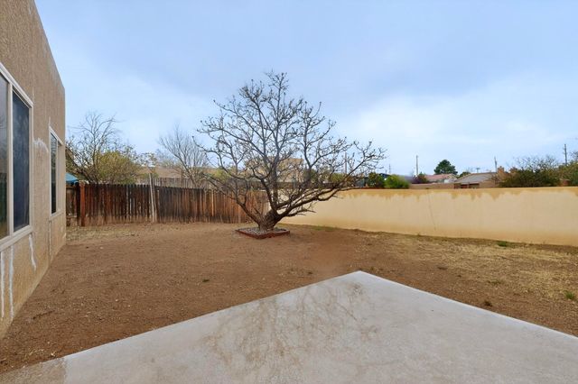 2822 Calle de Oriente, Santa Fe, NM 87507