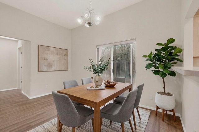 2822 Calle de Oriente, Santa Fe, NM 87507