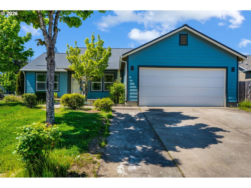 87564 TREK Dr, Veneta, OR 97487