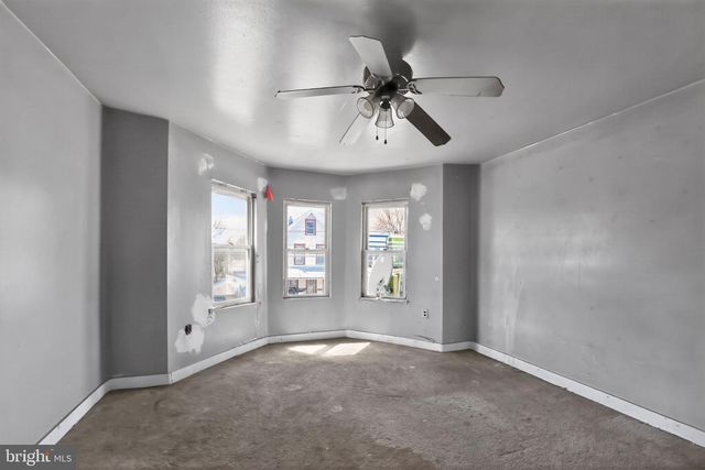 136 N 25TH ST, Camden, NJ 08105