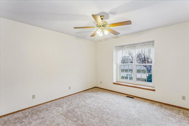 2373 N Lighthouse Cove St, Wichita, KS 67205