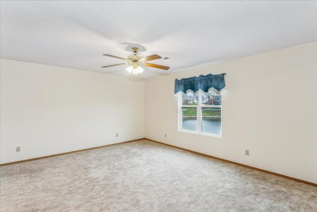 2373 N Lighthouse Cove St, Wichita, KS 67205