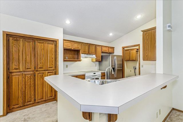 2373 N Lighthouse Cove St, Wichita, KS 67205