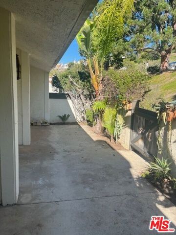 1738 Palisades Drive, Pacific Palisades (los Angeles), CA 90272
