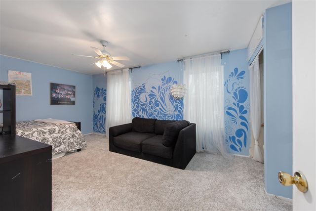 1803 Farmbrook Drive, Troy, MI 48098