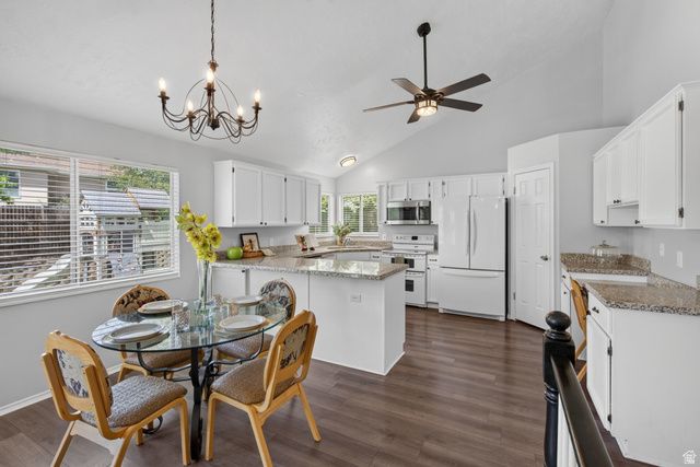 1317 E KNOLLWOOD DR, Sandy, UT 84092