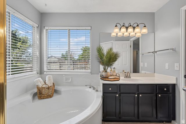 1317 E KNOLLWOOD DR, Sandy, UT 84092