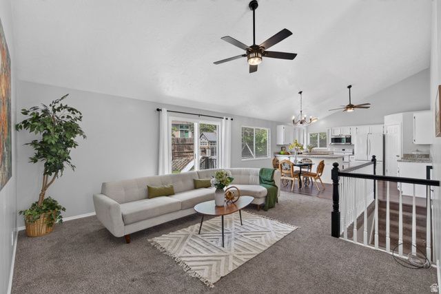 1317 E KNOLLWOOD DR, Sandy, UT 84092