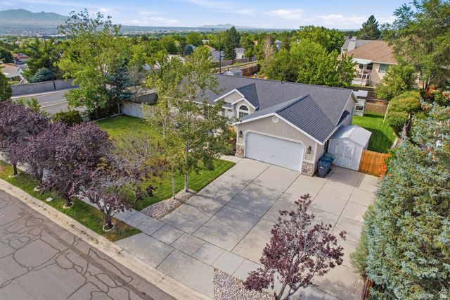 1317 E KNOLLWOOD DR, Sandy, UT 84092