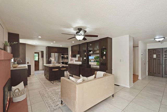 925 Constitution Way, Tracy, CA 95376